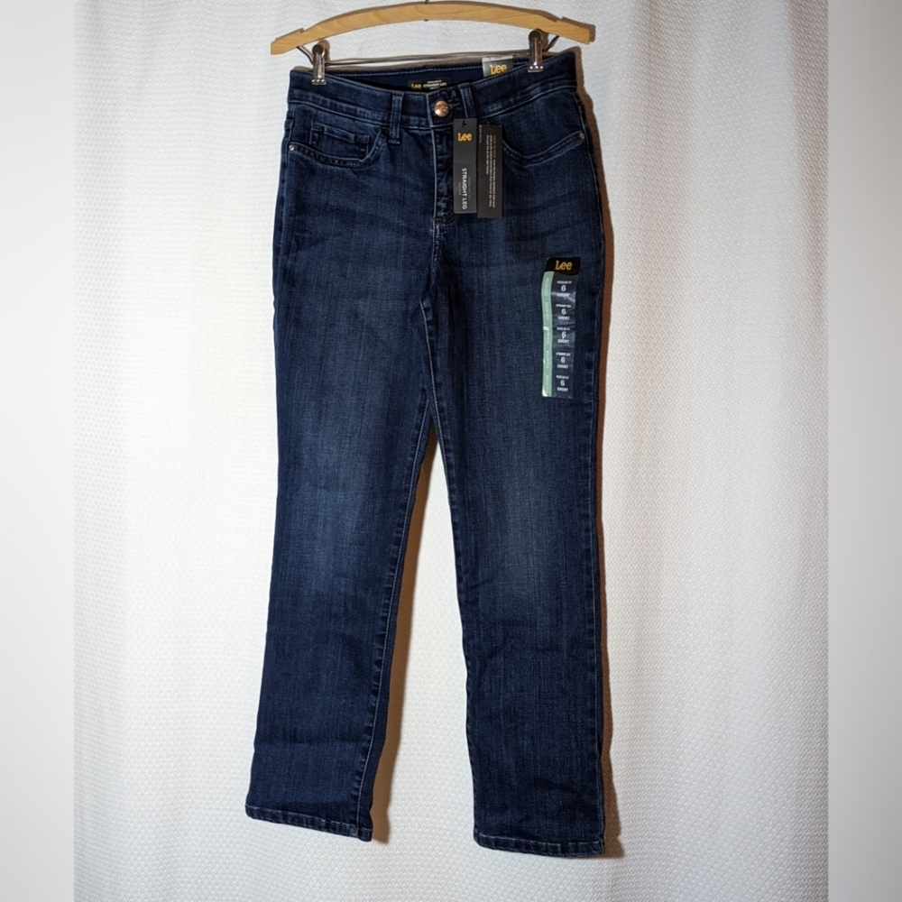Levi's Flex Motion Jeans 6 short petite NWT straight leg